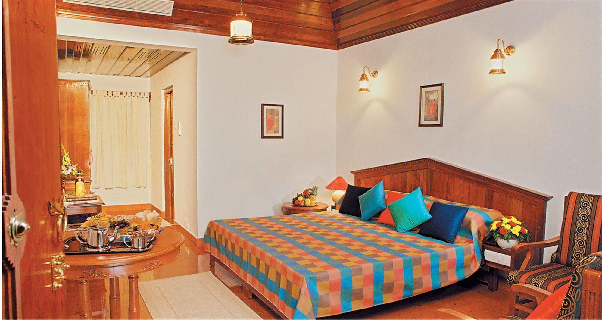 Cocobay Resort Kumarakom Room photo