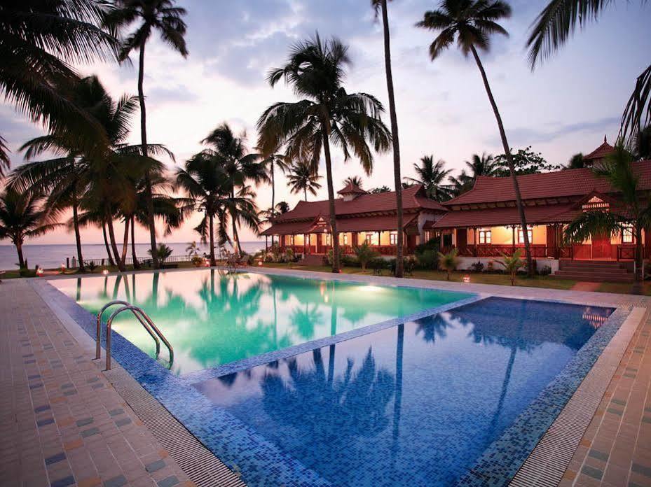 Cocobay Resort Kumarakom Exterior photo